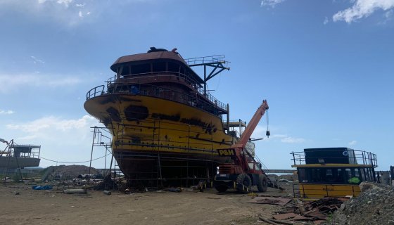 Trabzon 40 mt balıkçı teknesi 